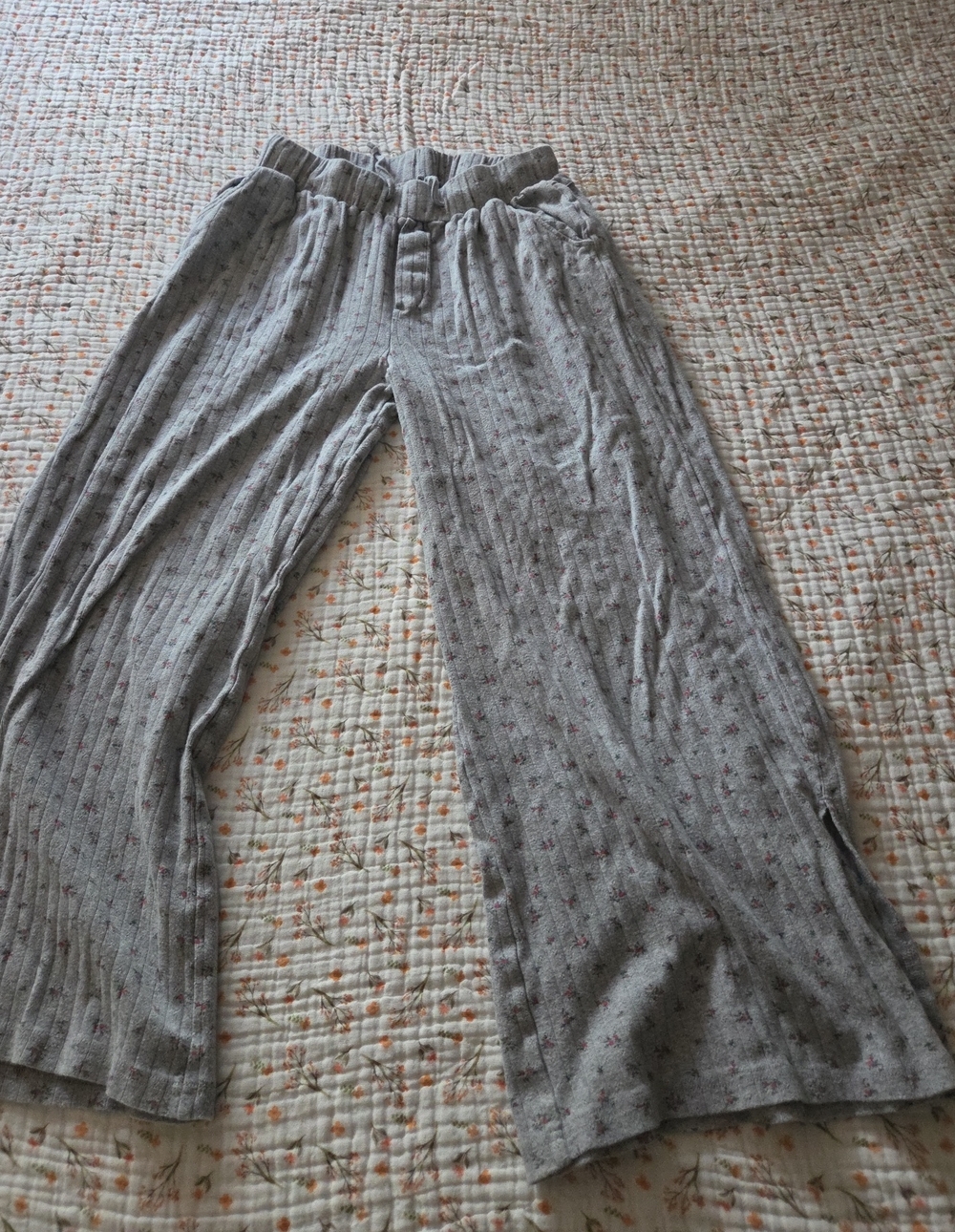 POL Light Gray Ribbed Wide-Leg Pajama Pants with Tiny Pink Dot Print